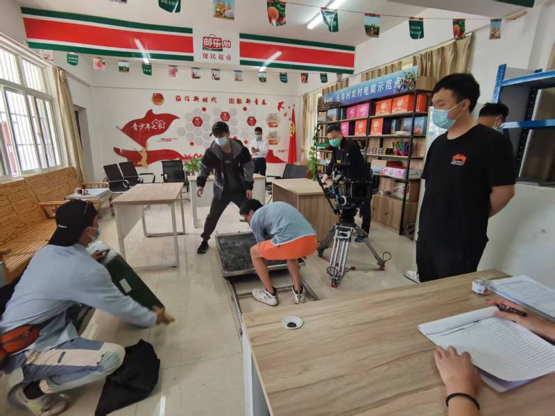 追星女孩心理学分析报告：泰州广告片拍摄公司揭秘饭圈应援式传播逻辑